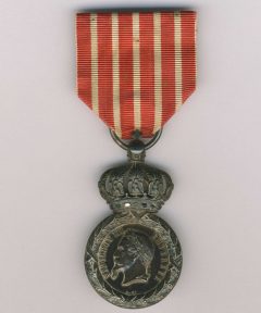 Image de Médaille d’Italie 1859 avec couronne – Graveur S Ft