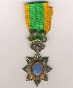Image de Ordre du Dragon d’Annam Type II – Civile