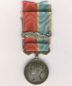 Image de Médaille de Crimée Red. 23 mm – Fab Fr – bar. Fr Inkermann