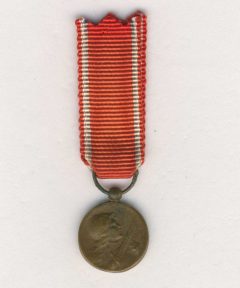 Image de Médaille de Verdun graveur Vernier Br Red