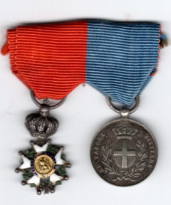Image de Médailles Al valor et Légion d’Honneur (Réd)