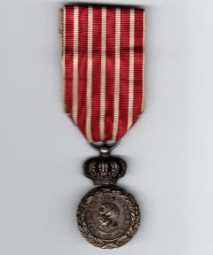 Image de Médaille d’Italie 1859 – Ier Type avec 4 pétales avec couronne
